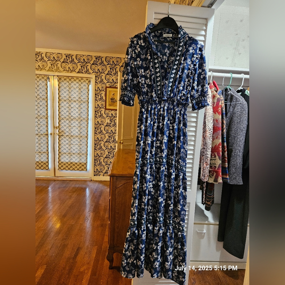 Floral Blue Maxi Dress . Max StudioMaxi Short Sleeve Floral Print Tiered Dress. - Picture 8 of 8